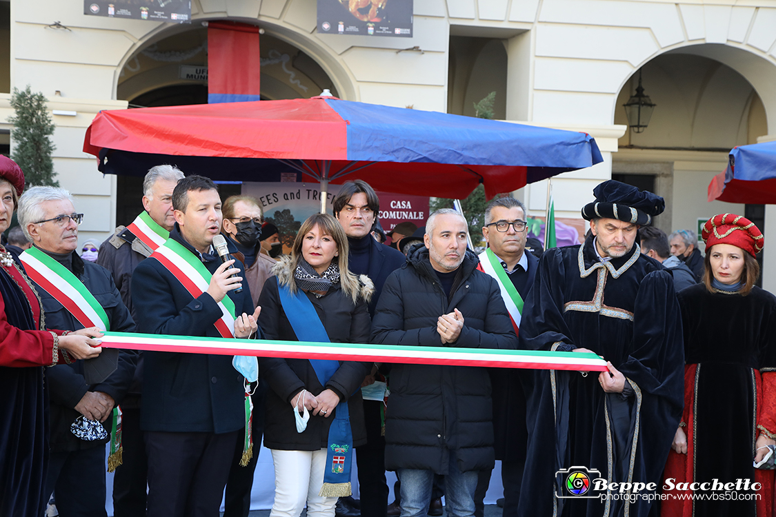 VBS_5766 - 10.ma Fiera Nazionale del Tartufo e Fiera dei Santi.jpg